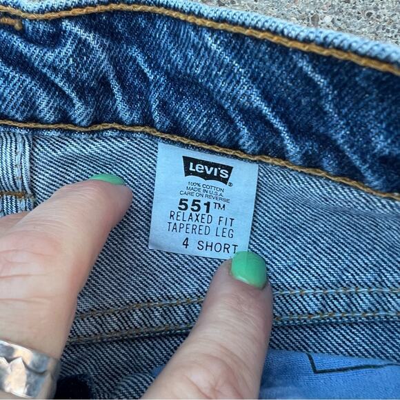 Vintage 90s Levi’s 551 relaxed fit tapered leg jeans Women’s 4 Short - Picture 7 of 8